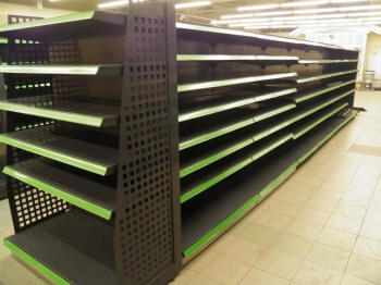 стэлаж для алкагольных напояў з бяспекай